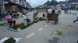 Chợ xổm buổi sáng ở Điện Biên