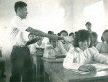 Lớp Đệ Tứ A, Trung Học Công Lập An Nhơn, tháng 3/1967, giờ Quốc Văn của thầy Đào Đức Chương