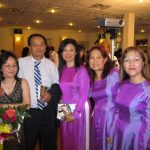 Thầy Phan Cảnh Danh và Phu nhân cùng 3 Hs NTH QN