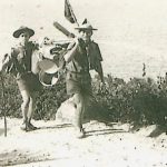 Trưởng Nguyễn Trác Hiếu và Lê Viết Tùng trên đảo Cù lao Xanh, 1962