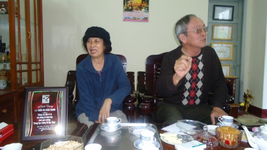 Cô Trang và thầy Nguyễn Tấn Giảng