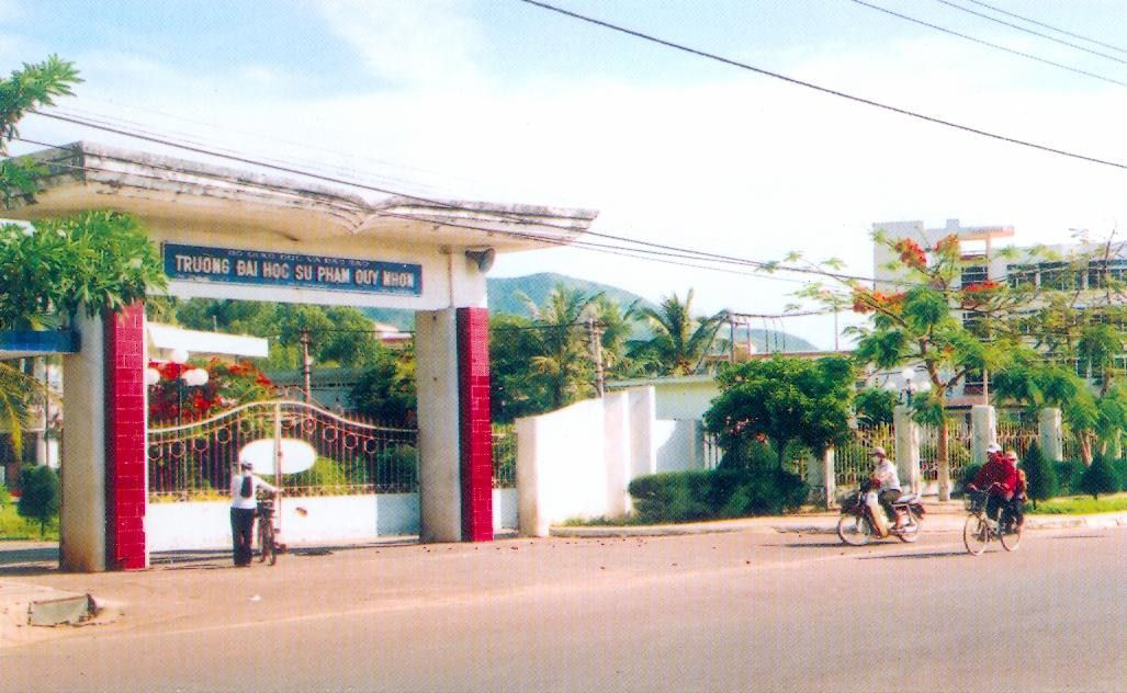 Truong Su Pham Qui Nhon